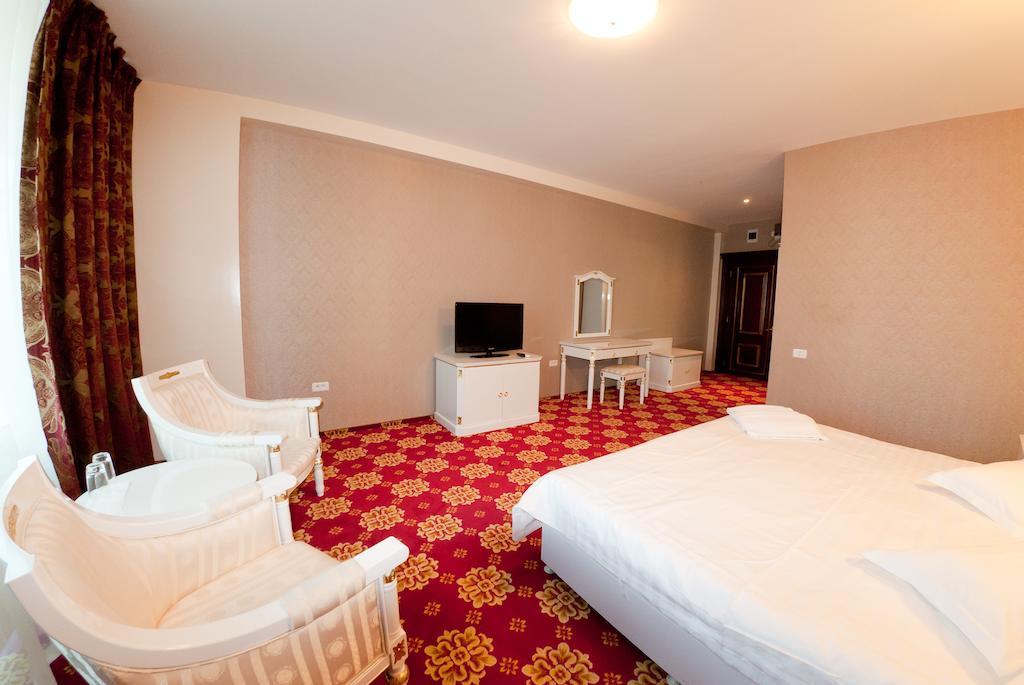 Complex Aristrocratos Hotell Mamaia Exteriör bild